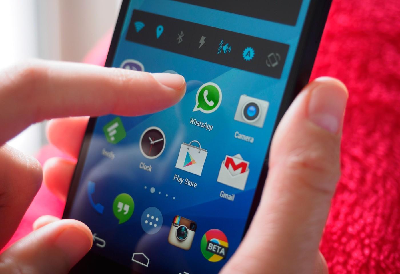 Schimbare importantă pe WhatsApp. Ce înseamnă punctul verde care începe să apară lângă contacte
