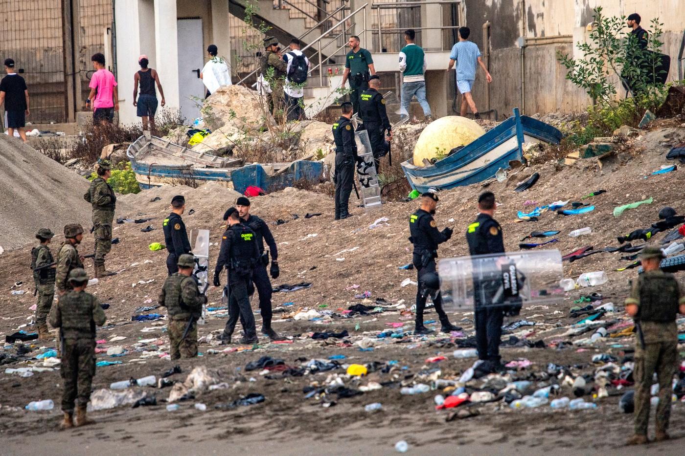 Franța și Italia, măsuri sporite de securitate, în urma pătrunderii migranților în Ceuta