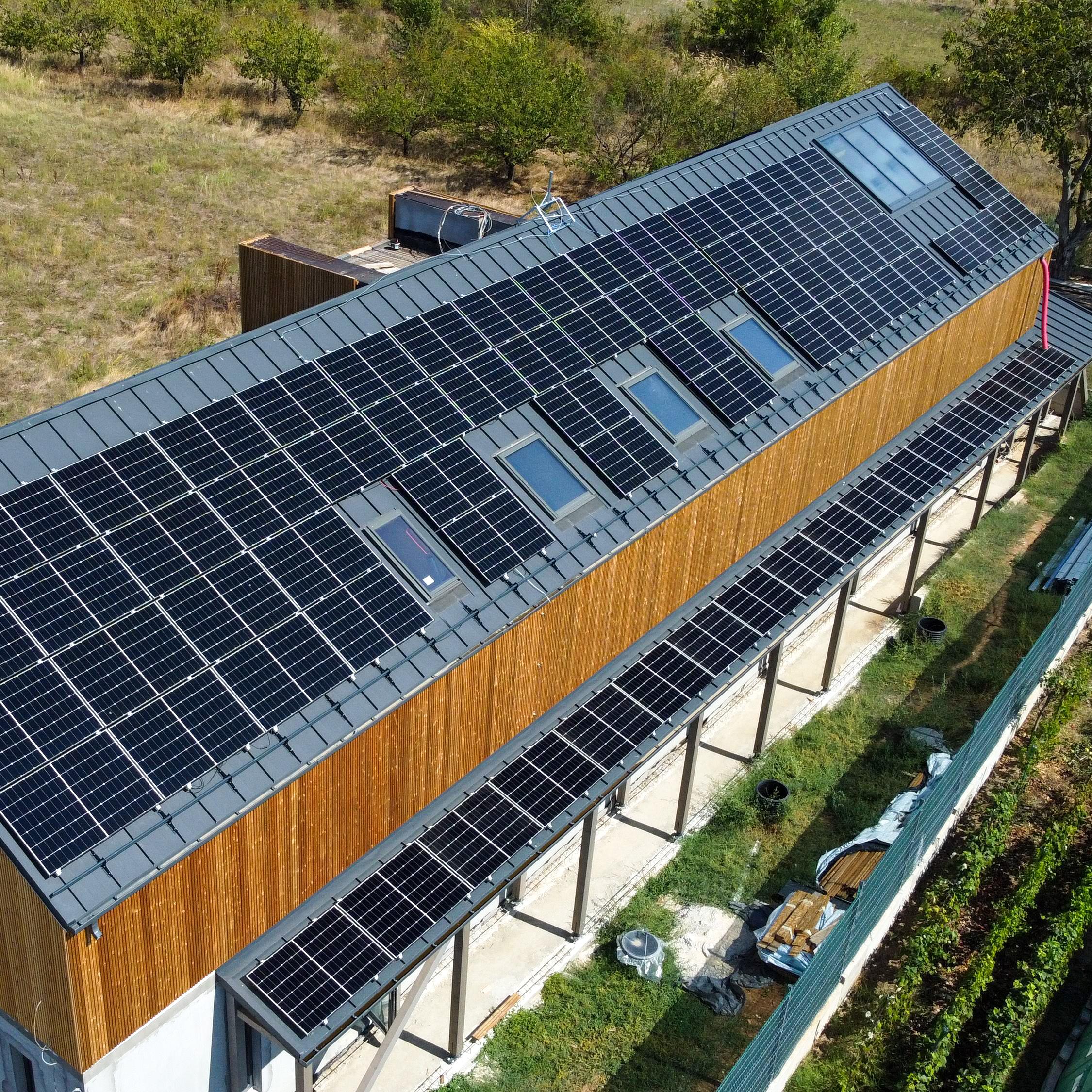 (P) Instalare panouri fotovoltaice: 7 criterii după care alegi firma potrivită în 2026