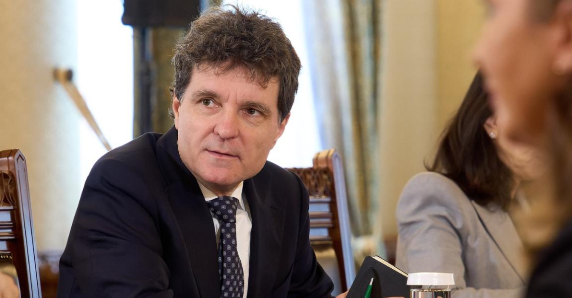 Zi decisivă pentru Legea salarizării. Președintele are astăzi consultări cu liderii PSD, PNL, USR și UDMR