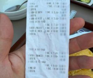 Cât a plătit un turist pentru o masă de patru persoane în Eforie Nord: "E mult? E ok?"