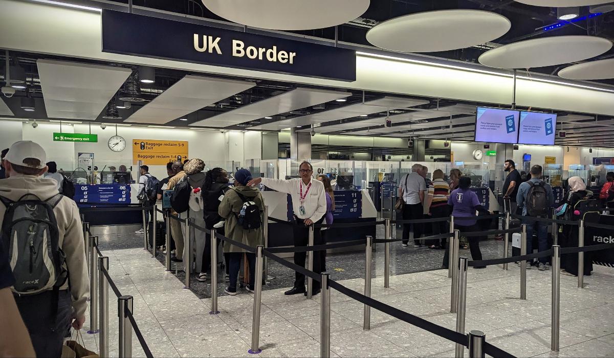 Un partid din UK vrea să nu mai dea ajutoare sociale străinilor. Sunt vizaţi cetăţenii UE, rezidenți legali