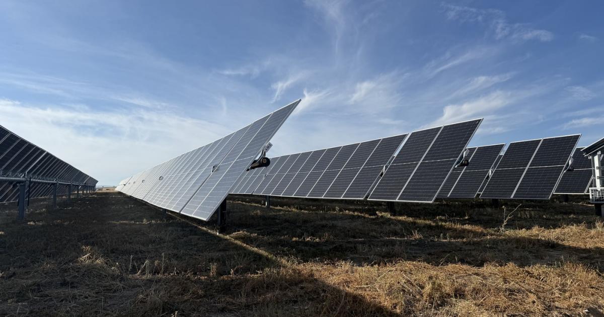 Guvernul alocă 150 de milioane de euro pentru noi instalații de stocare a energiei. Anunţul făcut de Bolojan