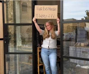 Afacerea cu care o britanică a dat lovitura. Chloe a renunţat la job şi acum câştigă peste 100.000 euro pe an