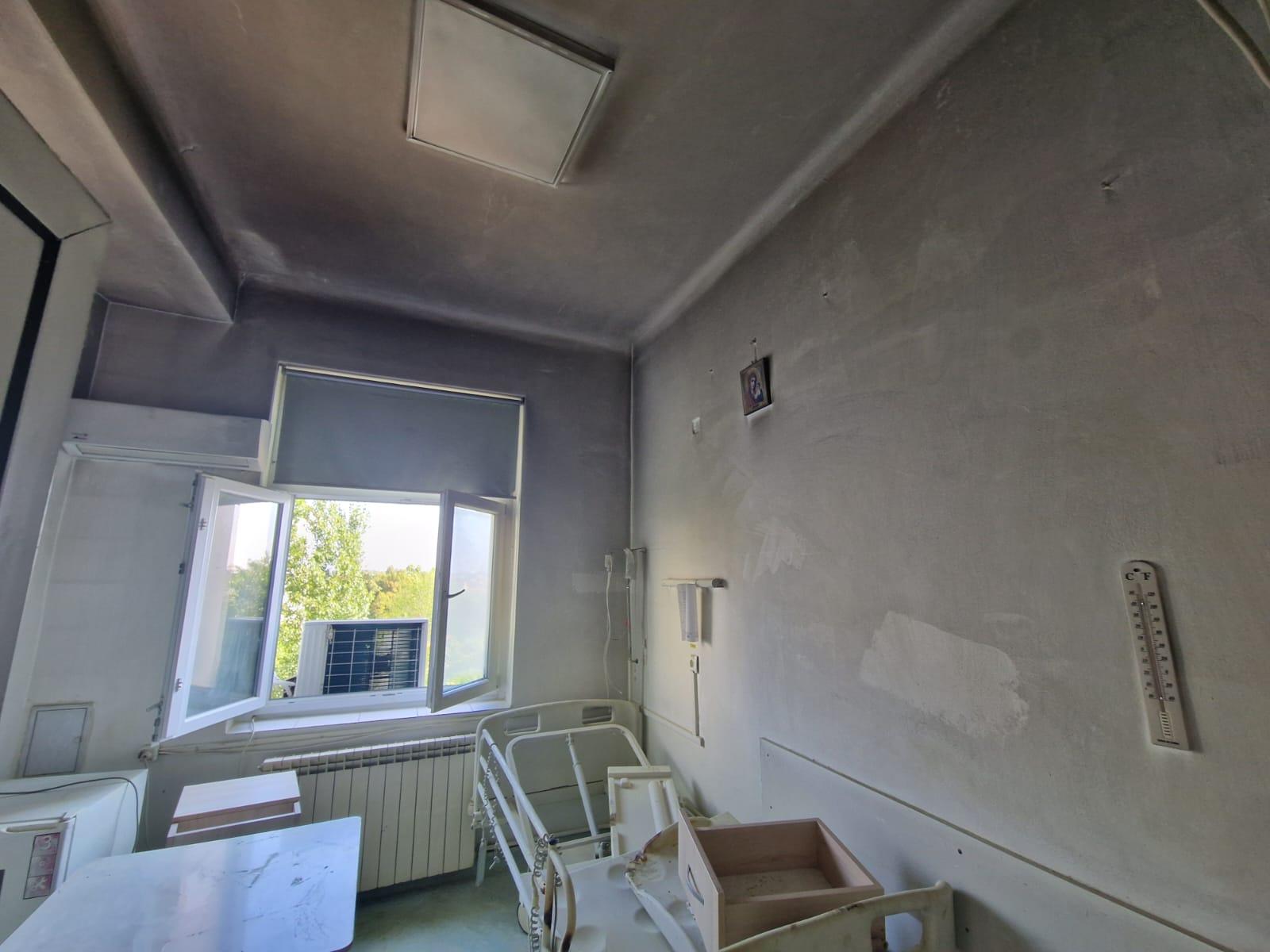 Pacienta care a incendiat o saltea la Fundeni, transferată la Obregia. Comportamentul, explicat de specialiști