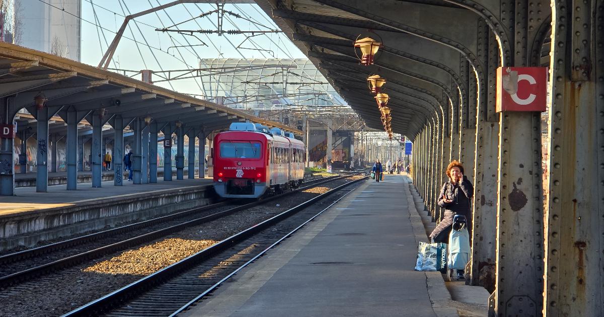 Poza pentru articolul Se fac angajări la CFR și CFR Călători în mai multe județe. Posturile disponibile