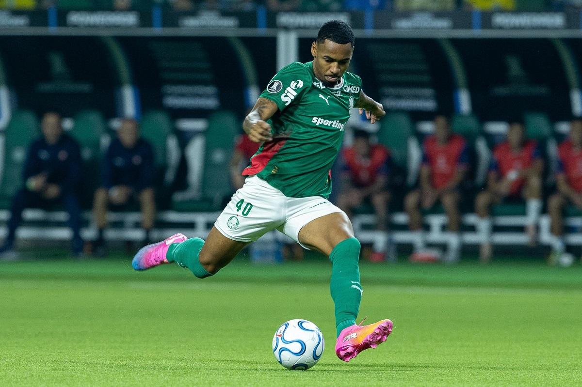 Manchester City dă 40 de milioane de euro pe noul copil-minune de la Palmeiras, după startul modest de sezon 