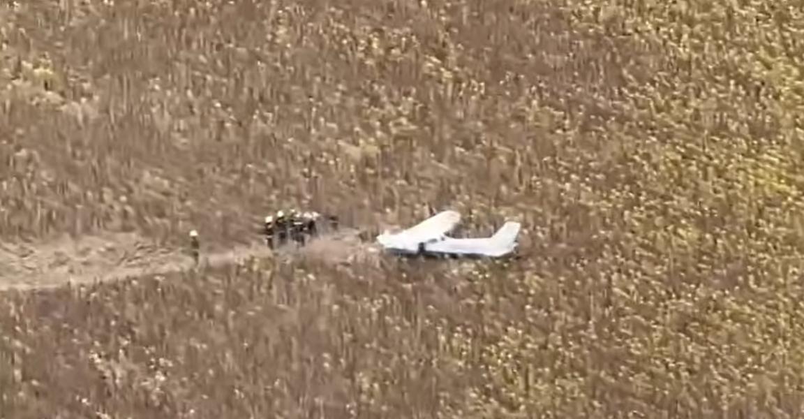 A furat un avion și a zburat cu el spre centrala nucleară de la Paks. Tânărul de 24 de ani ar fi fost băut