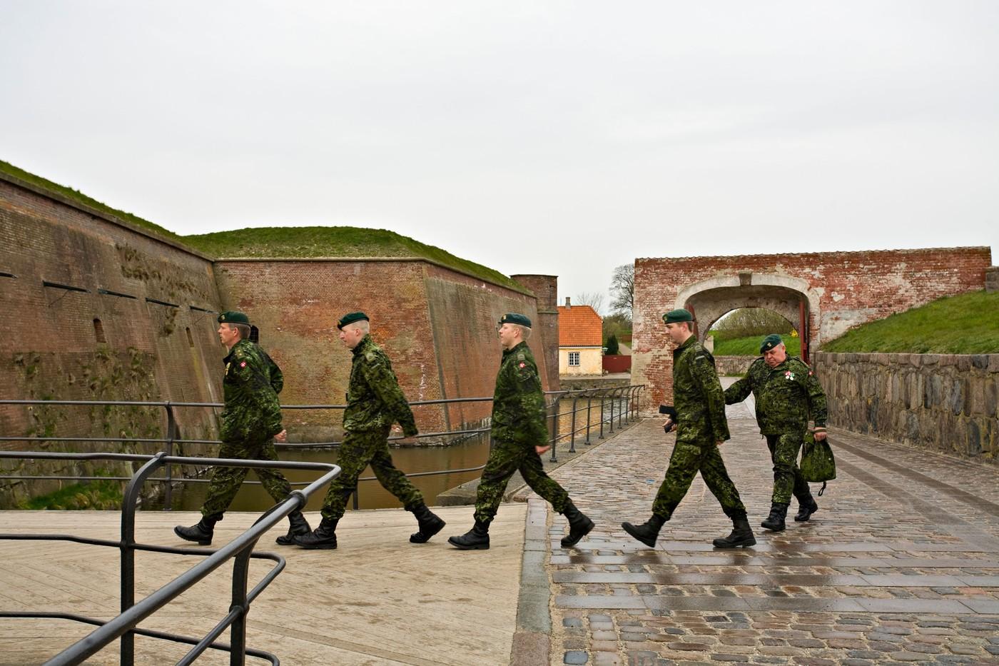 O ţară europeană a lansat oficial serviciul militar obligatoriu cu o durată de 11 luni