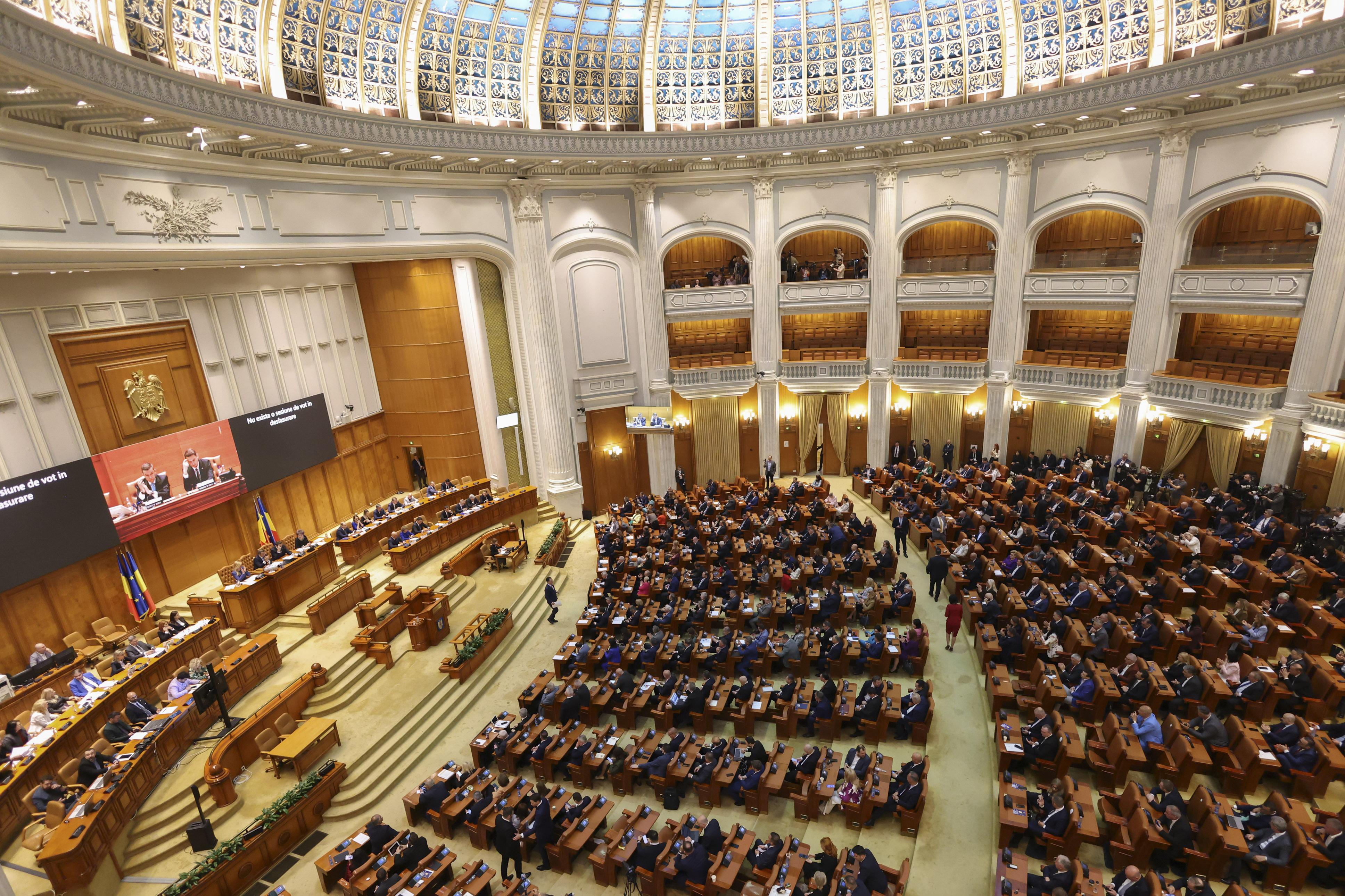 Noua lege ANI, raport favorabil în Comisie. Amendamente controversate, votate de PSD și AUR: "Și-au bătut joc"