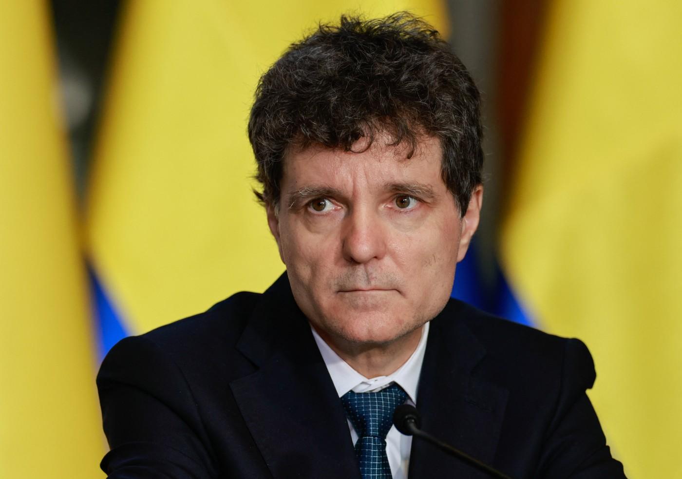 Nicușor Dan critică amendamentele PSD privind legea decarbonizării: "Voi uza de toate prerogativele"