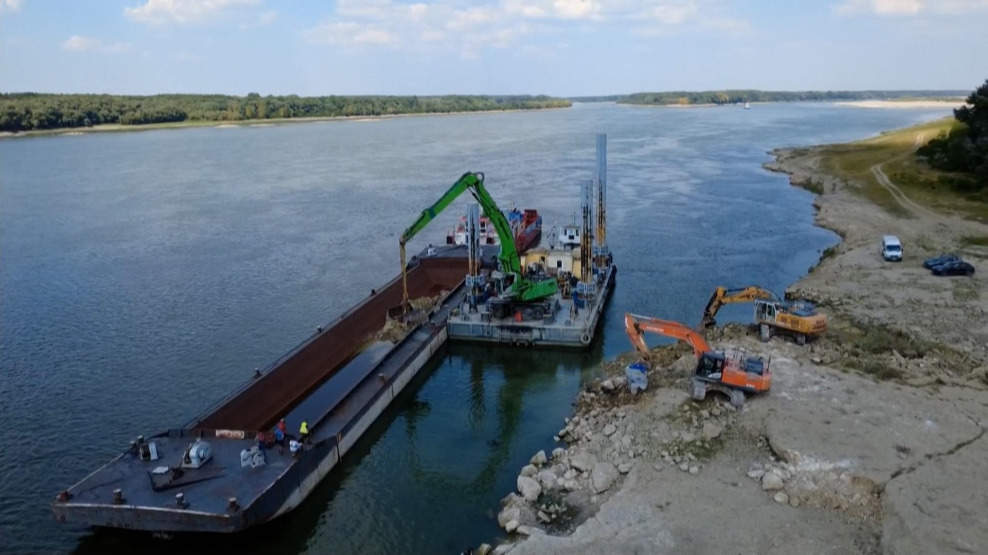 Misiune eșuată pe Dunăre: Barjele nu au fost scufundate. Oprirea Reactorului 2 de la Cernavodă, inevitabilă