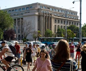 Guvernul le dă 200.000 de euro românilor din Diaspora. Care este condiţia