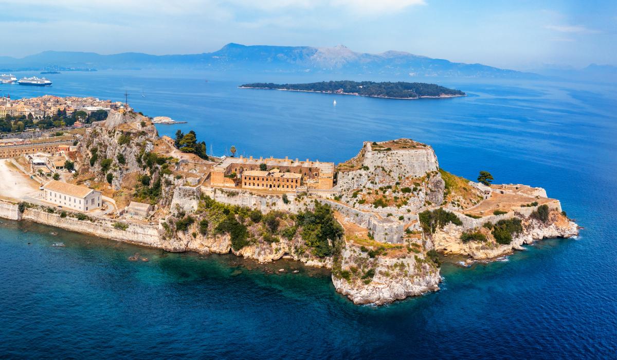 Patru insule potrivite pentru vacanţe în octombrie. Preţurile la cazări sunt şi cu 20% mai mici