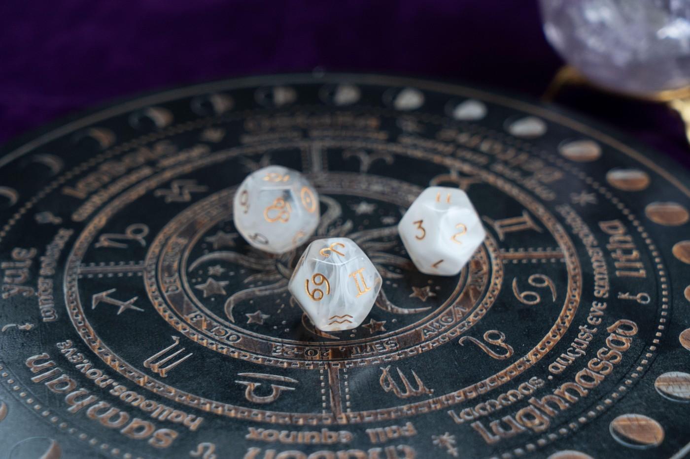 Horoscop 3 septembrie 2026. Zodiile care își găsesc liniștea în familie și iubire