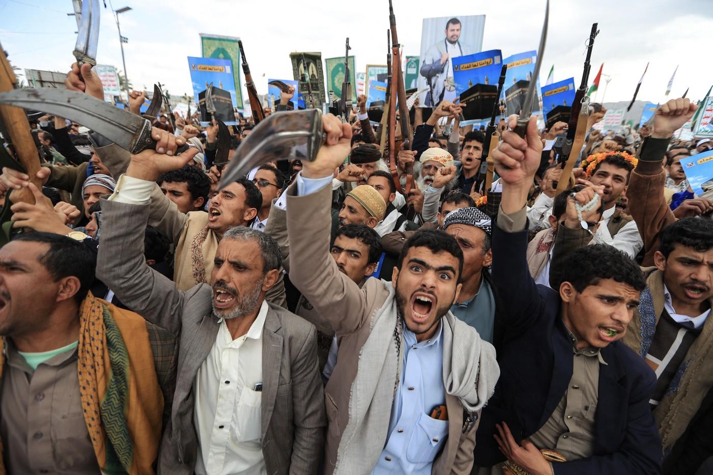 SUA se teme pentru o escaladare rapidă în Orientul Mijlociu, după atacul rebelilor Houthi în Riad