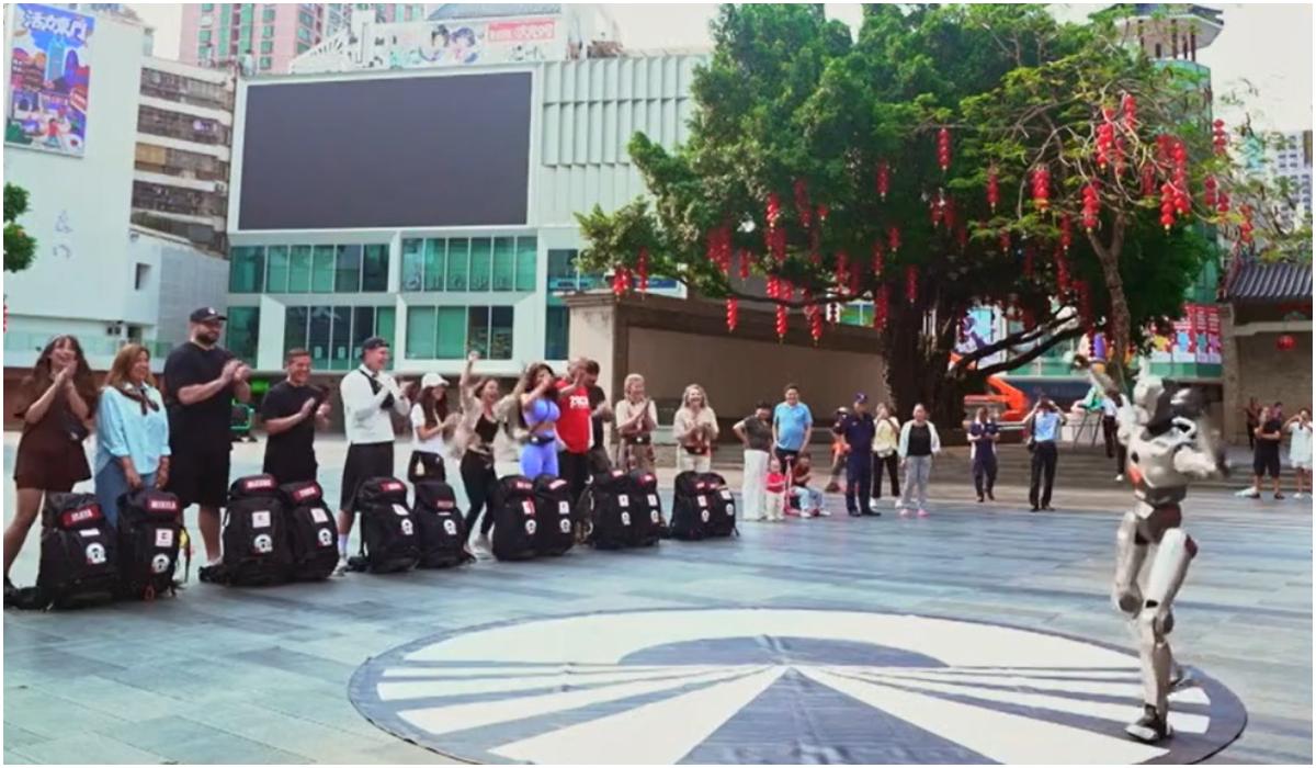 Asia Express, 20 septembrie 2026. Reacţia lui Cheloo când vede un robot "Nici electrocanicele nu îmi plac"