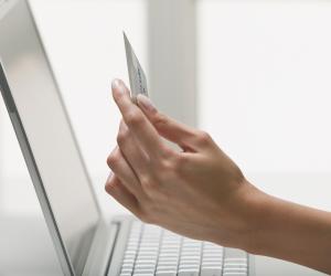 Cum pot rămâne românii fără bani. O nouă fraudă în online