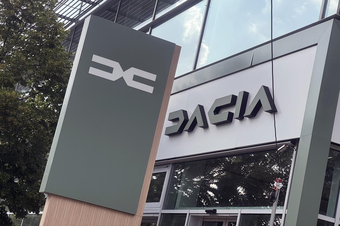 Anunț sumbru al Dacia, după cele mai slabe vânzări din ultimii 20 de ani. Dă vina și pe criza energetică
