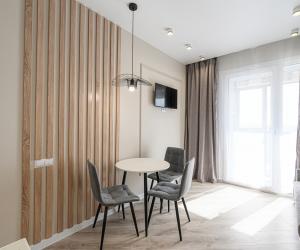 Apartament cu 3 camere, închiriat pentru un leu pe lună. Ce se ascunde în spatele anunțului