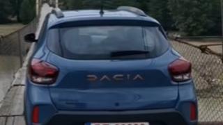 Ce a făcut un șofer român aflat la volan unei Dacia Spring. E incredibil pe unde a mers cu mașina electrică: “Cât curaj! Nici pe jos nu aș trece”