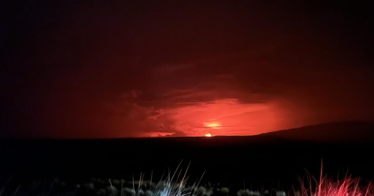 40 Edti Module Cel mai mare vulcan activ din lume, Mauna Loa, erupe din nou după ...