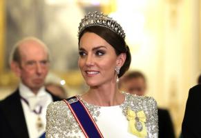 Kate Middleton, strălucitoare la primul banchet regal în calitate de Prinţesă de Wales. Regele Charles a fost gazdă pentru prima dată ca monarh