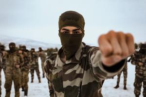 40.000 de luptători sirieni vor să meargă la război în Ucraina, de partea Kremlinului. Li s-ar fi promis 300$ pe lună