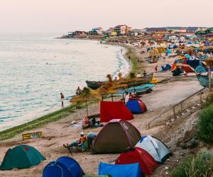 Una dintre cele mai mari păcăleli de pe litoralul românesc. Numai cunoscătorii îşi dau seama imediat că au fost înşelaţi
