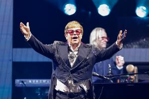 Elton John îşi doreşte să continue cariera în Metavers, după ce se va retrage din activitate