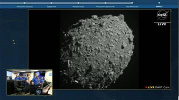 O navă spațială a NASA a lovit cu succes un asteroid aflat la 11 milioane km de Pământ. Misiunea DART, o premieră pentru omenire