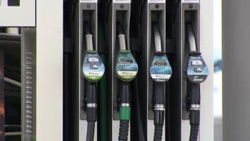 Preţurile la carburanţi, la nivelul de la începutul anului. Cât costă acum un litru de benzină la principalele staţii din România