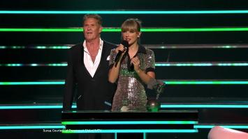 Taylor Swift, marea câștigătoare a galei MTV Europe Music Awards. Harry Styles a avut șapte nominalizări dar a luat un singur trofeu