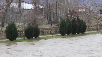 Cod roșu de vreme rea în Italia. Serbia și Kosovo, în stare de alertă din cauza inundațiilor