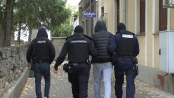 Grupare internaţională de traficanți de droguri, destructurată după percheziții de amploare în România şi mai multe ţări din Europa