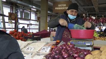 Românii sunt campionii Europei la cheltuieli pe alimente și sucuri - un sfert din venituri