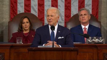 Joe Biden, discurs presărat cu aplauze şi huiduieli. I-a acuzat pe republicani că nu sunt de acord cu noile reforme economice: "Mincinosule!"