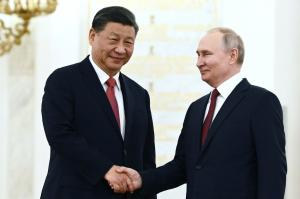 Cât de prieteni sunt de fapt Putin şi Xi? Corneliu Bjola, profesor la Oxford: Parteneriatul lor este unul bazat pe un interes foarte clar