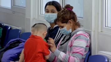O boală extrem de contagioasă umple camerele de gardă din România. Face ravagii printre copii, în şcoli şi grădiniţe