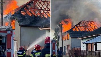 Incendiu puternic la o sală de evenimente din Socodor. Focul a cuprins întreaga clădire și s-a extins și la acoperișul unui motel