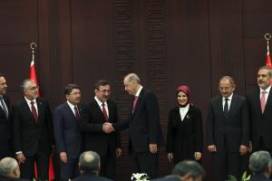Erdogan, învestit pentru a treia oară preşedinte al Turciei. Misiune dificilă pentru noul guvern