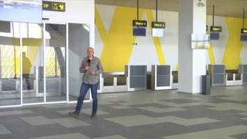 Aeroportul Internaţional din Braşov se pregăteşte de marea inaugurare. De când vor putea călătorii să circule de pe noul terminal