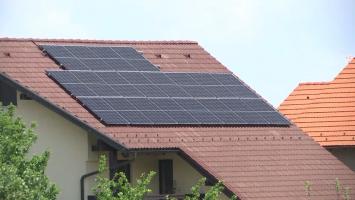 Programul Casa Verde Fotovoltaice. Bugetul pentru zona sud-est a fost epuizat în 6 minute