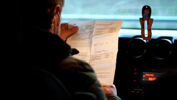 Veste uriaşă pentru şoferii români. Decizia pregătită de Guvern în privinţa plafonării poliţelor RCA