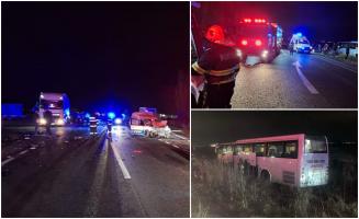 Mașină aruncată într-un autocar cu 52 de pasageri, după un impact cu o dubă pe DN6, în Timiș. Trei oameni au ajuns la spital