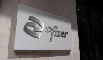 Procesul Pfizer vs. România început cu o amânare. Marţi a fost discutat calendarul procedural
