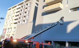 Incendiu într-o clădire din Cluj-Napoca. Un bărbat a ajuns la spital, alte 20 de persoane evacuate