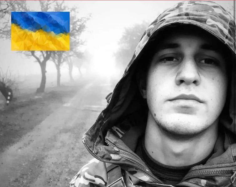 Γνωστός Ουκρανός αθλητής, μαχητής MMA και μέλος του αμφιλεγόμενου τάγματος Azov σκοτώθηκε στη Μαριούπολη