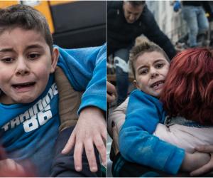 Un copil de 8 ani salvat după ce a stat 50 de ore îngropat în moloz în Turcia. Reacţia sa când salvatorii l-au dus în braţele mamei