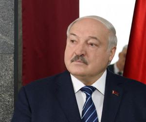 Lukaşenko: Atacatorii au încercat mai întâi să fugă în Belarus. Ce i-a cerut Putin să facă imediat după atentat